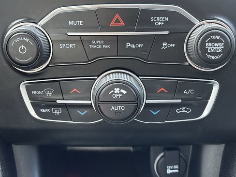 Used 2018 Dodge Charger GT AWD/4WD image 22