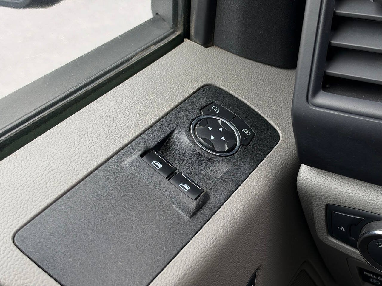 Used 2019 Ford F150 XL w/ Equipment Group 101A Mid RWD image 25