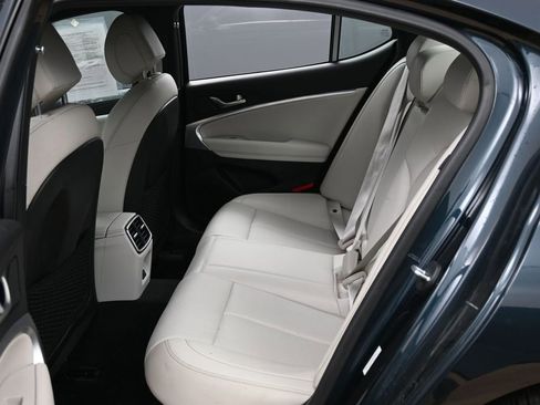 Used 2024 Genesis G70 2.5T AWD/4WD image 25