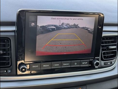 Used 2022 Kia Rio S image 11