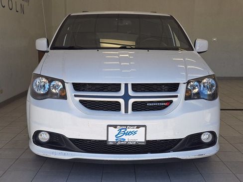 Used 2017 Dodge Grand Caravan GT FWD image 2
