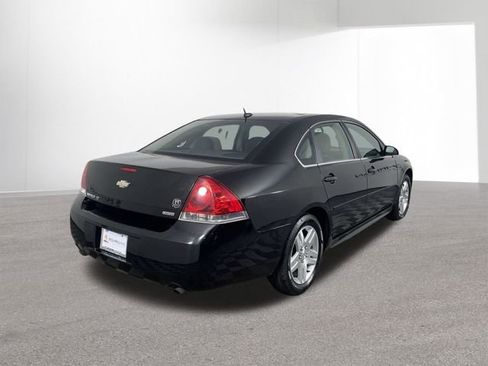 Used 2014 Chevrolet Impala LT w/ LT Sunroof Package image 13