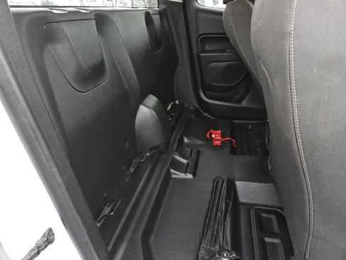 Used 2020 Chevrolet Colorado LT w/ Safety Package image 29