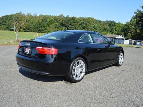 Used 2010 Audi A5 2.0T Premium image 8