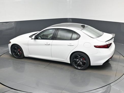 Used 2018 Alfa Romeo Giulia Ti Sport w/ Quick Order Package 22S Sport image 41