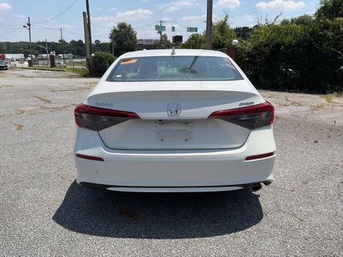 Used 2024 Honda Civic Sport image 5
