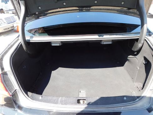 Used 2014 Mercedes-Benz E 350 4MATIC Sedan image 15