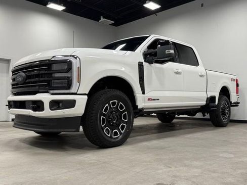 Used 2026 Ford F250 Platinum image 5