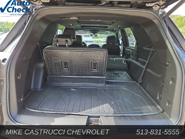 Used 2022 Chevrolet Traverse High Country w/ LPO, 'HIT The Road' Package AWD/4WD image 26