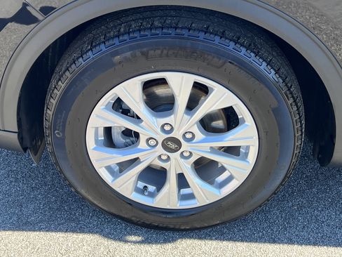 Used 2024 Ford Escape Active w/ Cold Weather Package image 15