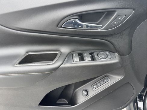 Used 2019 Chevrolet Equinox Premier image 21