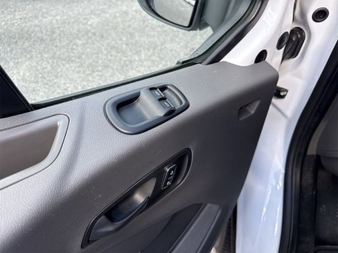 Used 2024 Ford Transit 250 Low Roof w/ Exterior Upgrade Package image 12