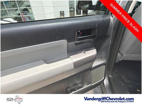 Used 2018 Toyota Sequoia SR5 RWD image 8
