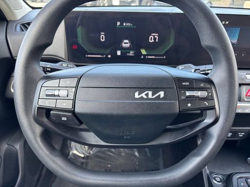 Used 2026 Kia K4 FWD image 23