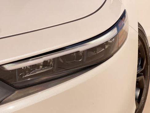 Certified 2025 Honda Accord SE image 24