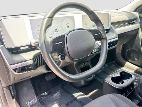 Used 2024 Hyundai Ioniq 5 SEL RWD image 9