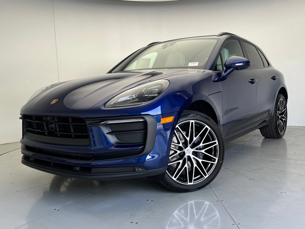 Used 2026 Porsche Macan AWD/4WD image 1