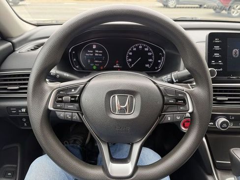 Used 2018 Honda Accord LX image 14
