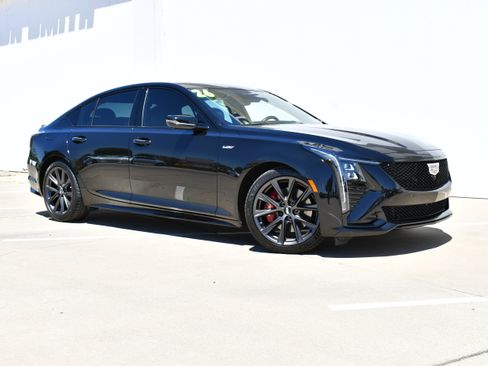 Used 2026 Cadillac CT5 V w/ Technology Package RWD image 2