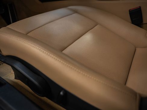 Used 2014 Porsche Boxster image 34