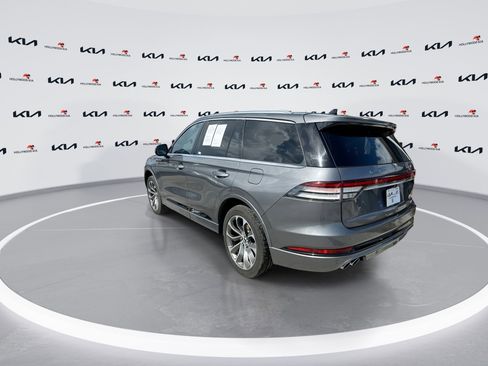 Used 2022 Lincoln Aviator Grand Touring w/ Elements Package Plus AWD/4WD image 6