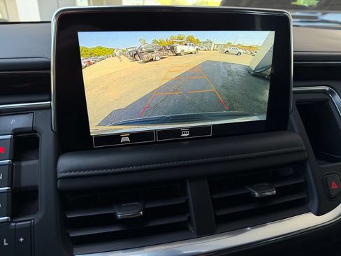 Used 2021 GMC Yukon SLE RWD image 29