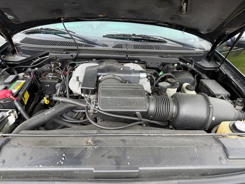 Used 2002 Lincoln Blackwood RWD image 35