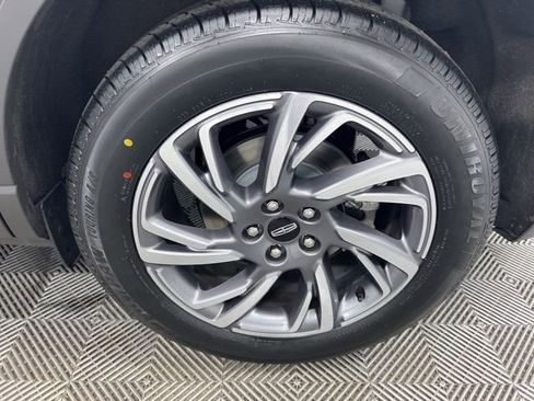 Certified 2023 Lincoln Corsair AWD w/ Equipment Group 101A image 10
