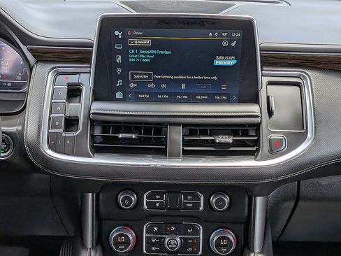 Certified 2024 Chevrolet Suburban Premier AWD/4WD image 35