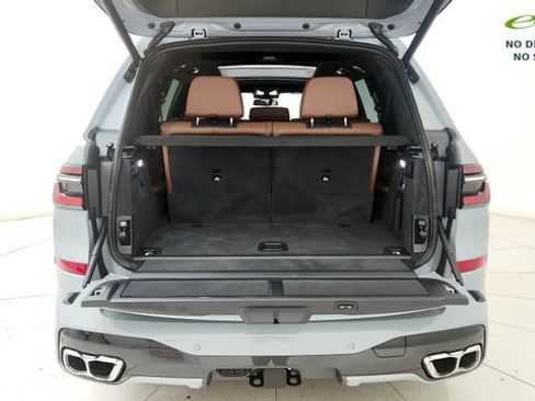 Used 2026 BMW X7 M60i AWD/4WD image 29