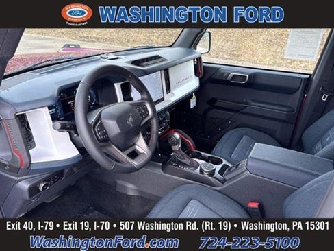 Used 2025 Ford Bronco Heritage Edition image 10