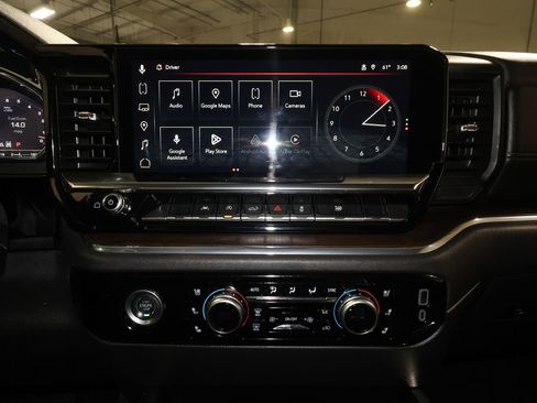 Certified 2024 GMC Sierra 1500 SLT w/ SLT Premium Package AWD/4WD image 17