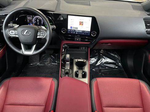Used 2025 Lexus NX 350h AWD w/ Accessory Package (2T) image 3