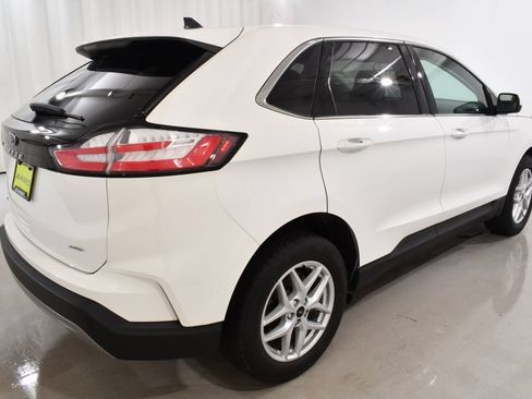 Used 2024 Ford Edge SEL w/ Convenience Package AWD/4WD image 11
