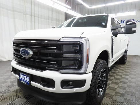 Used 2025 Ford F250 Platinum image 6
