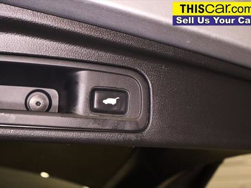 Used 2017 Honda Pilot Touring image 34