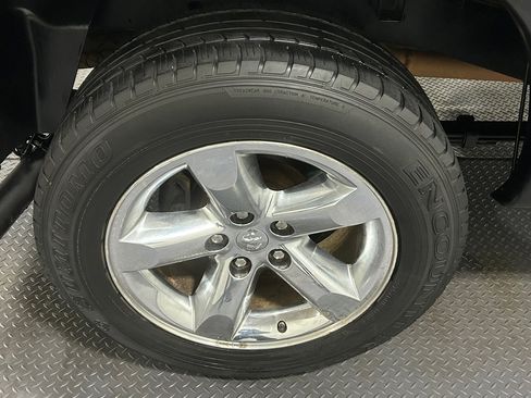 Used 2008 Dodge Ram 1500 Truck SLT image 18