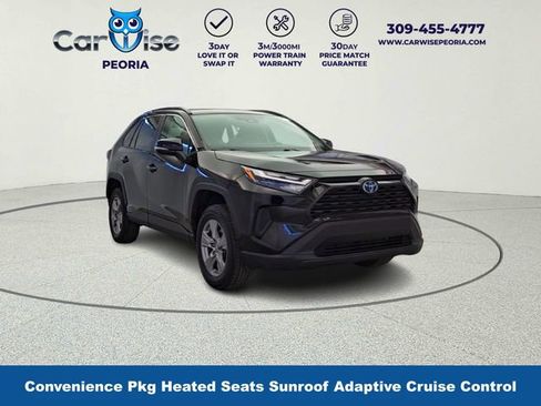Used 2022 Toyota RAV4 XLE w/ Convenience Package image 1
