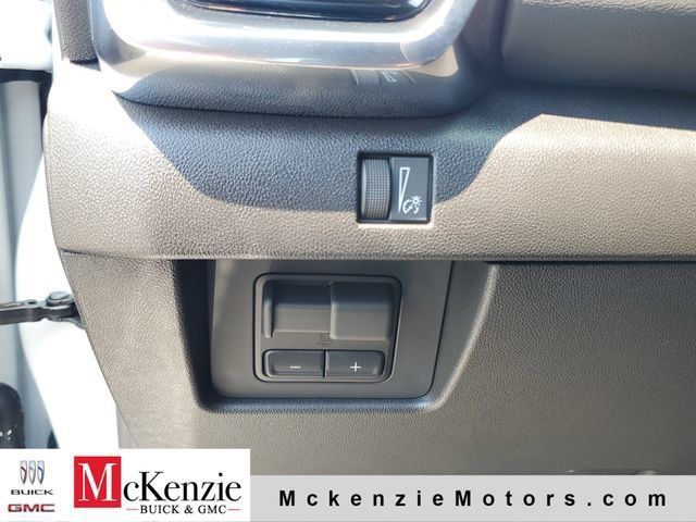 New 2026 GMC Canyon Elevation w/ Technology Package RWD image 10
