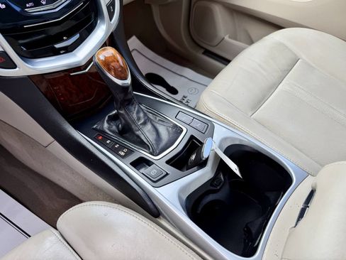 Used 2013 Cadillac SRX Luxury FWD image 15