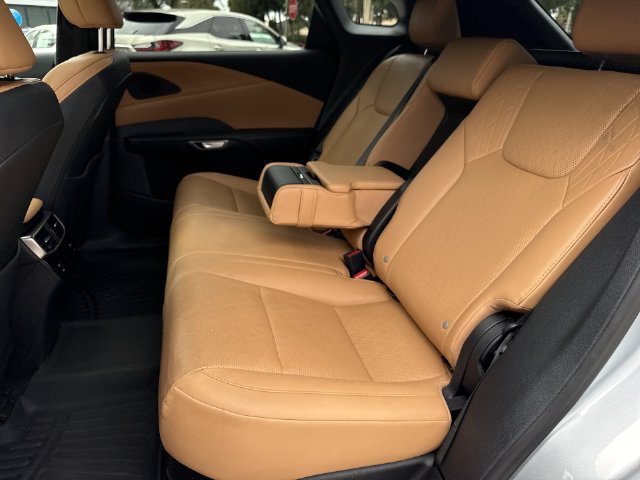 Certified 2024 Lexus RX 350 w/ Technology Package AWD/4WD image 23