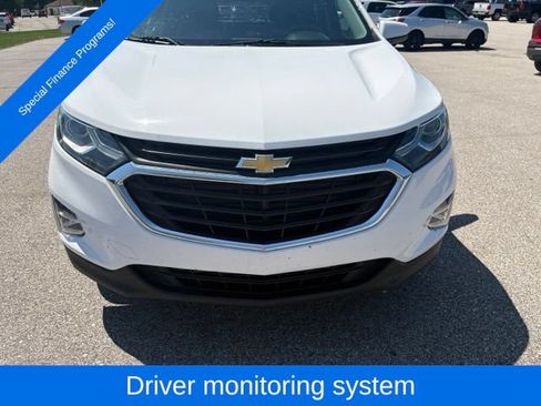 Used 2019 Chevrolet Equinox LT w/ Driver Convenience Package FWD image 9