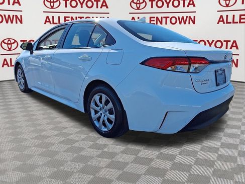 New 2026 Toyota Corolla LE FWD image 5