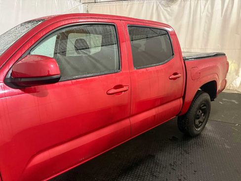 Certified 2022 Toyota Tacoma SR image 7
