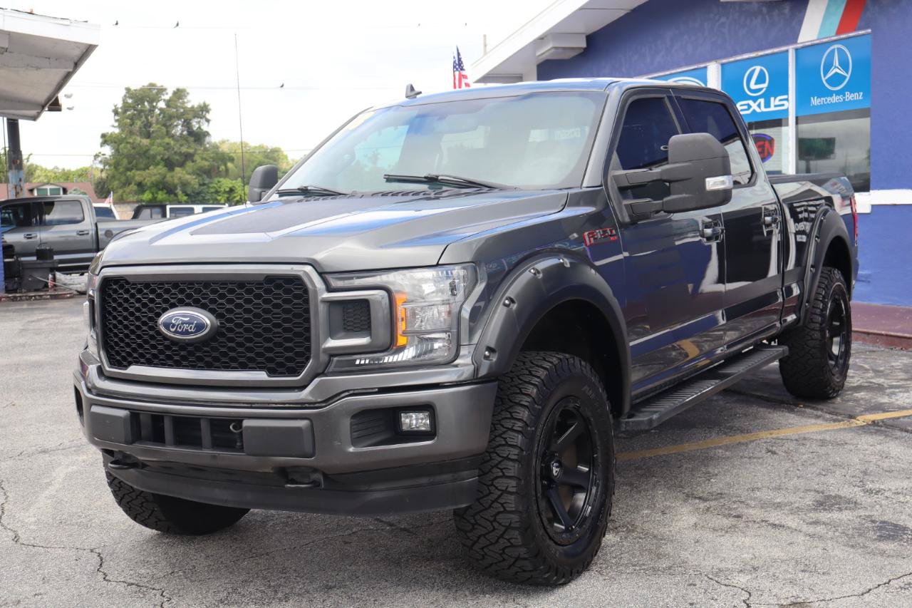 Used 2018 Ford F150 XLT w/ Equipment Group 302A Luxury AWD/4WD image 8