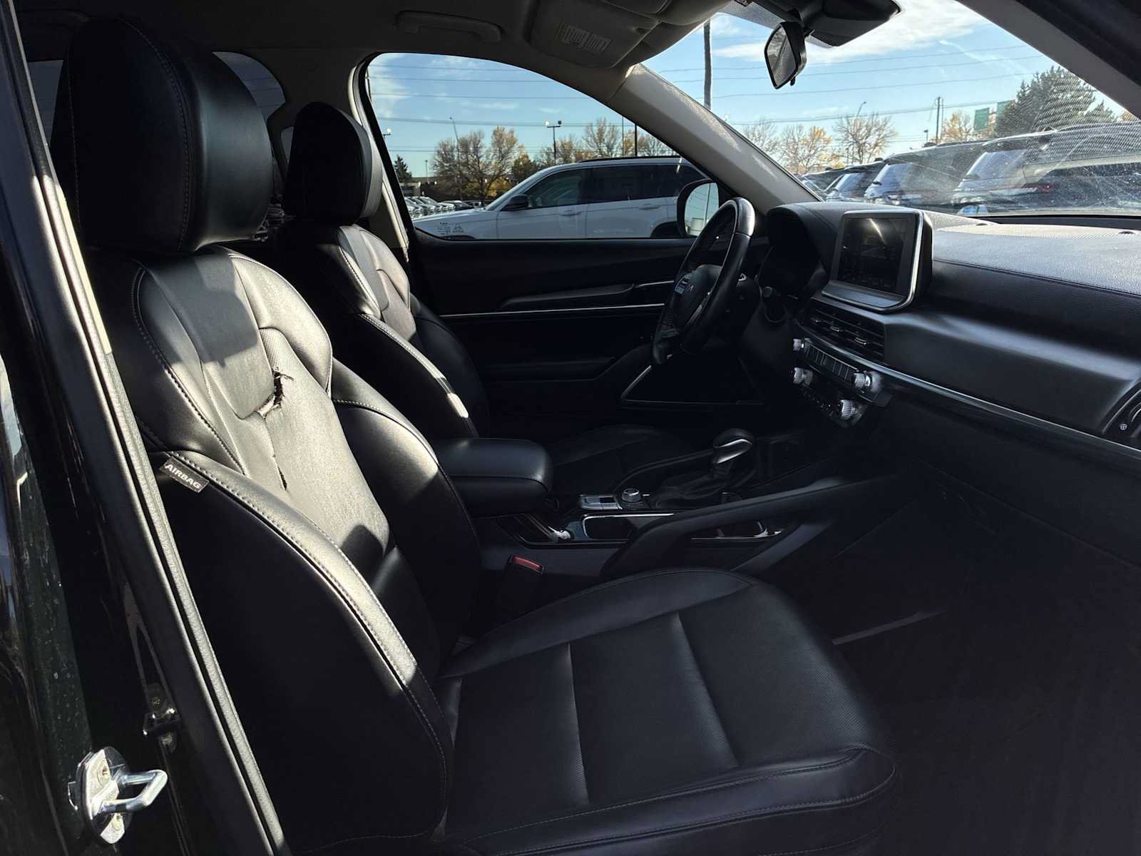 Used 2022 Kia Telluride LX AWD/4WD image 25