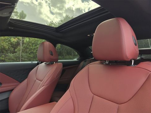 Used 2025 BMW 230i Coupe w/ Convenience Package image 19