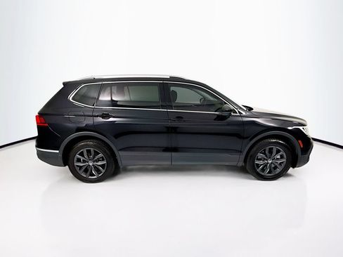 Used 2022 Volkswagen Tiguan SE FWD image 4