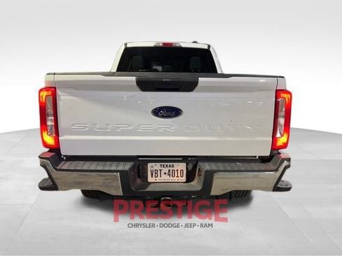 Used 2024 Ford F250 XLT image 7