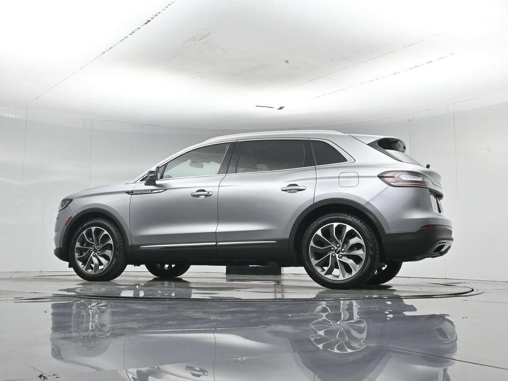 Used 2023 Lincoln Nautilus Reserve FWD image 55
